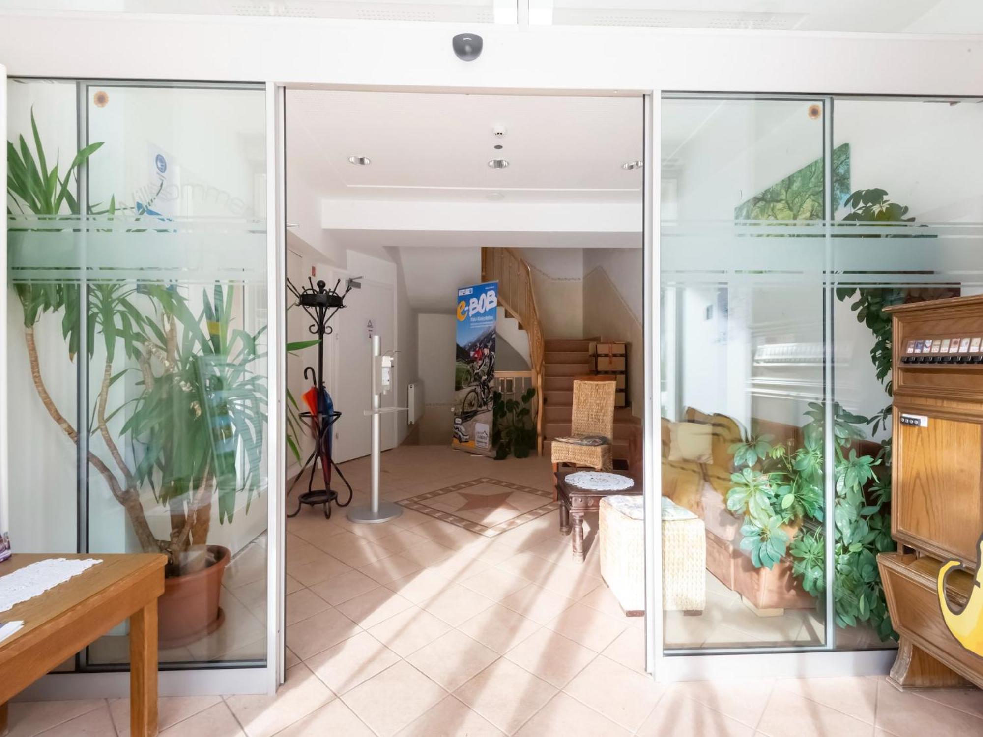 Lovely Apartment With Sauna Ski Storage Pool Terrace Wald im Pinzgau Exterior foto
